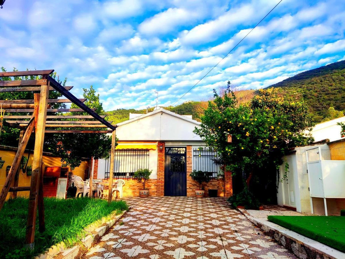 אל בוסקה La Casa Del Naturalista מראה חיצוני תמונה